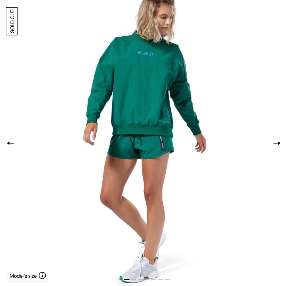 Reebok Meet You There Short SIZE S Clover Green